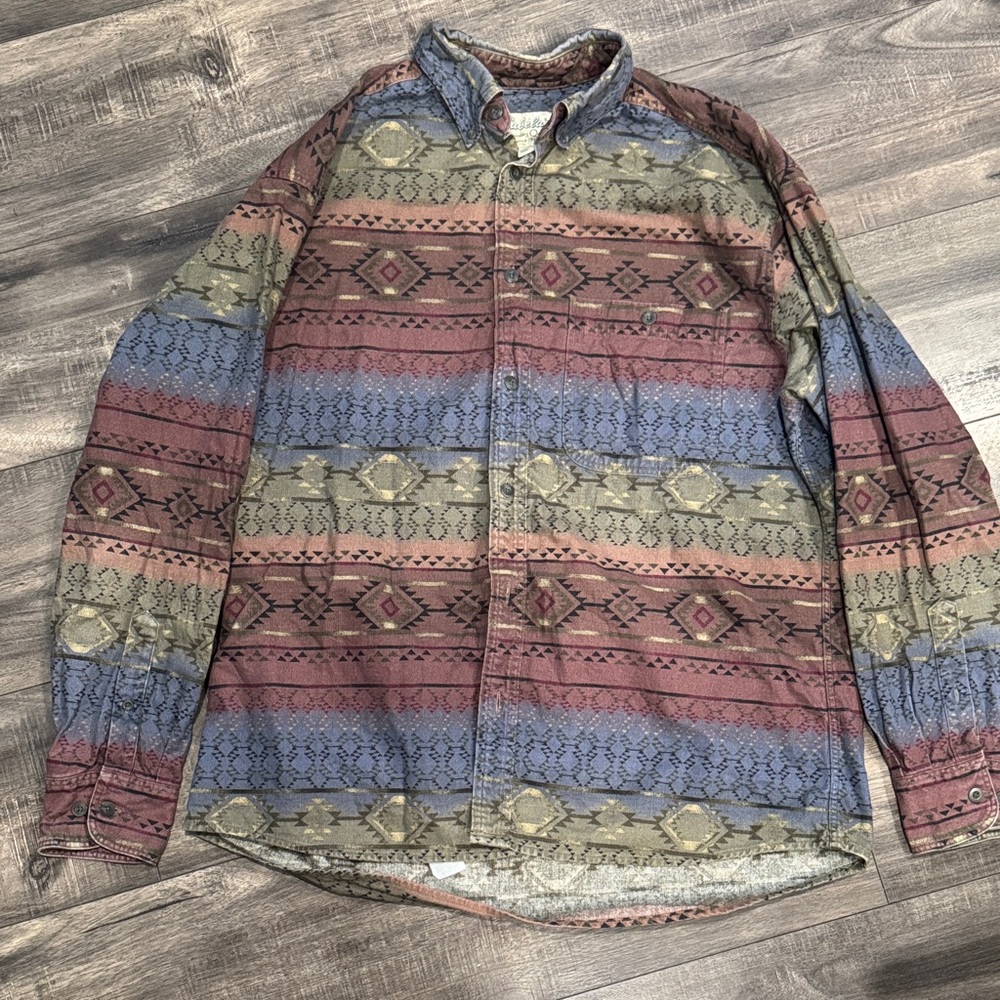 Cabela's Aztec Southwestern Multicolor Buttondown Shirt size L